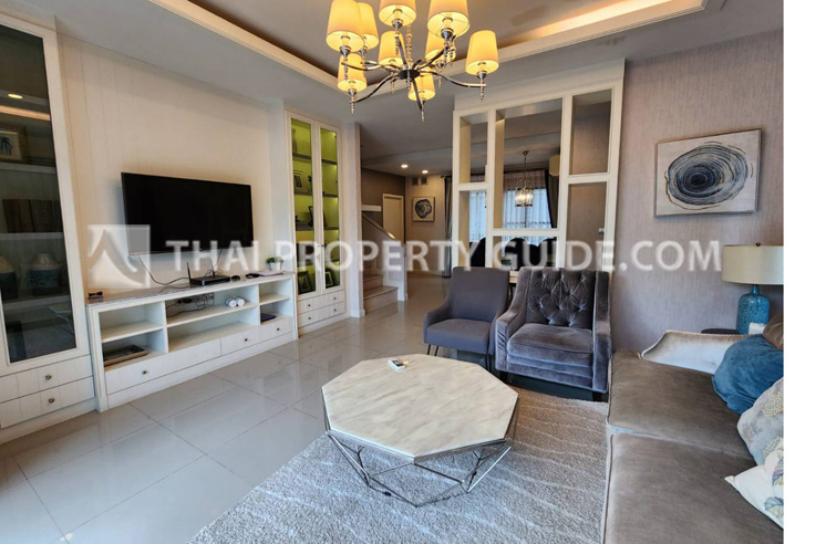 House with Shared Pool in Other 